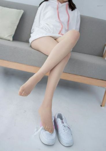 欧美美女视频直播_1080电影完整版